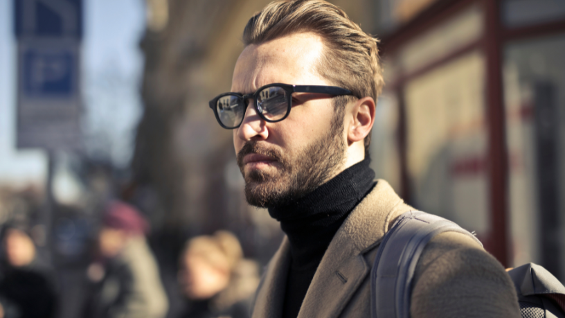 A relação entre comida, cérebro e emoções ganha destaque neste conteúdo que Andrey de Oliveira Pontes conecta à saúde mental e ao humor diário.