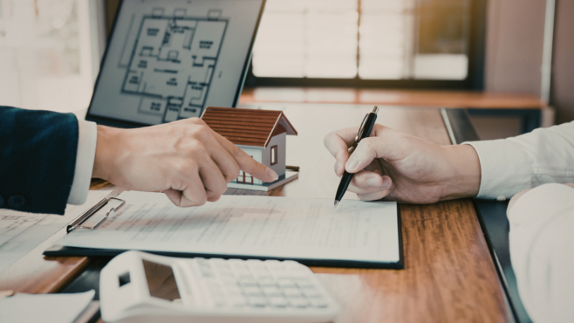 Imóveis que avançam na negociação e outros que emperram no mercado com Alex Nabuco Dos Santos.