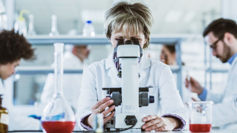 Tecnologia forense: como a ciência e a inovação digital estão transformando a resolução de crimes complexos