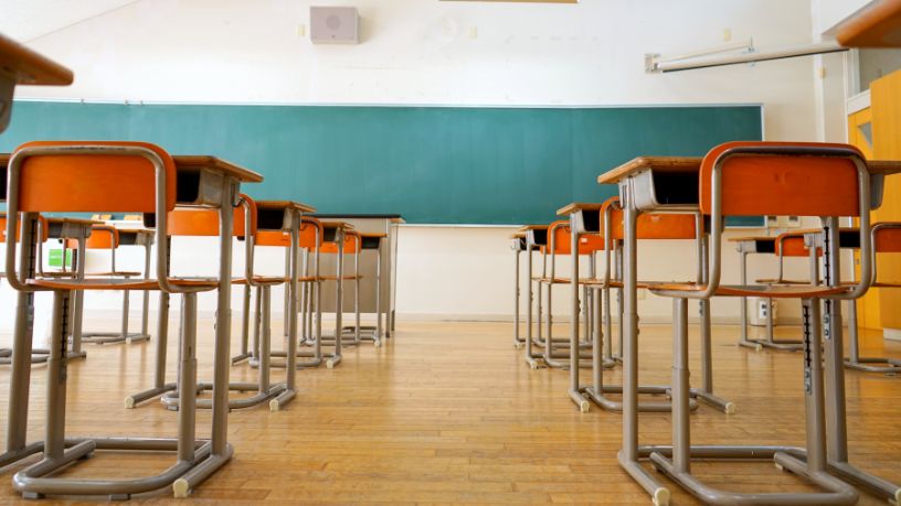 Crianças fora da escola no Brasil: por que a obrigatoriedade não garante o acesso à educação