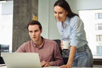 Agentes de IA ganham autonomia e inauguram uma nova era da produtividade: o que isso significa para o futuro do trabalho?